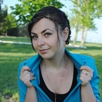 Profil von Adonie